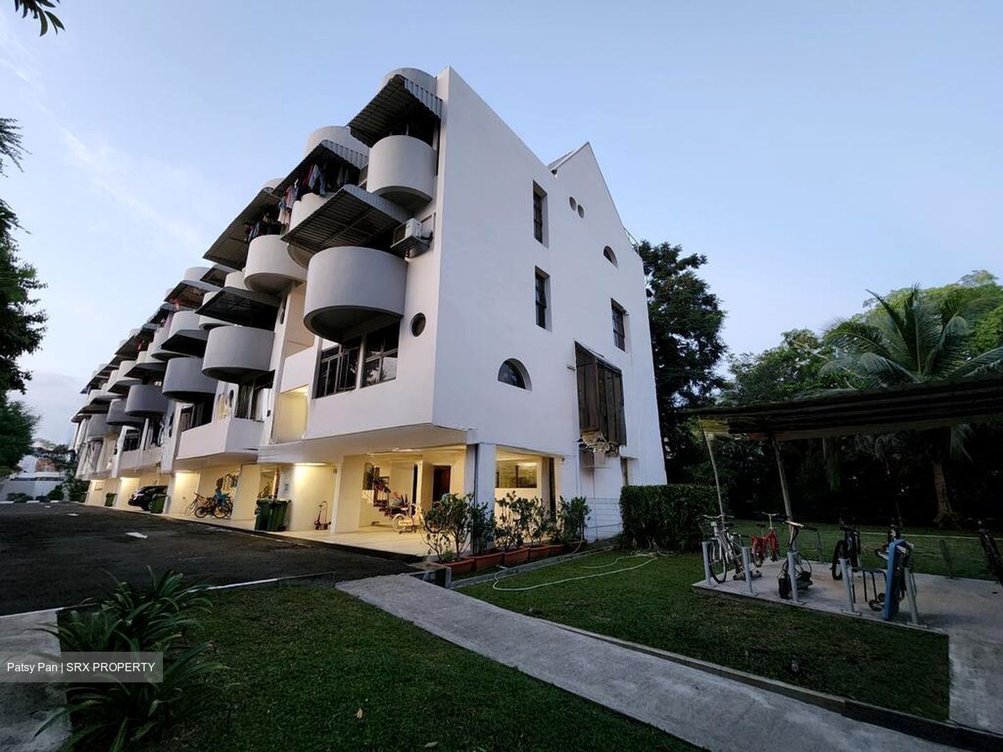 Gracious Mansions (D15), Apartment #519669681